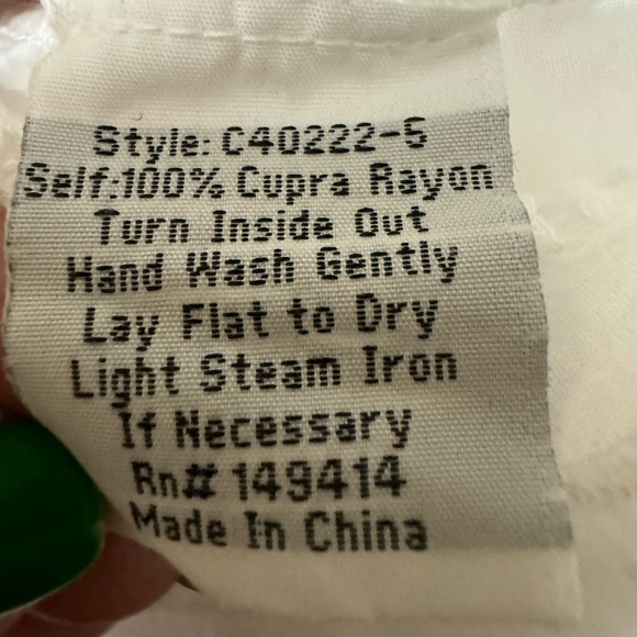 Johnny Was White Tunic with Colorful Embroidery - Picture 6 of 6